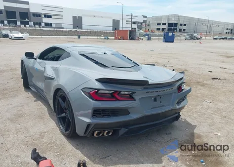 2025 Chevrolet Corvette E-Ray Rwd 3Lz from USA, damaged, VIN 1G1YM2D46S5500811